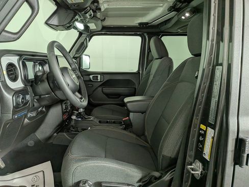 Certified 2025 Jeep Wrangler Unlimited Sport S 4xe image 18