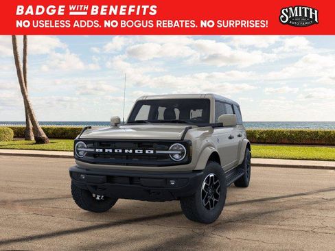 New 2026 Ford Bronco Outer Banks AWD/4WD image 3