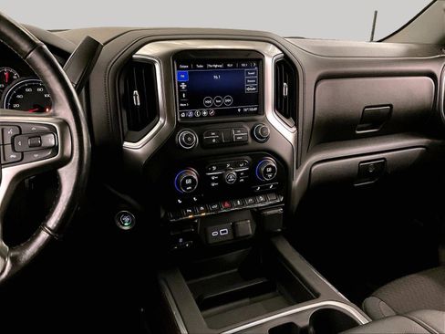 Used 2019 Chevrolet Silverado 1500 RST AWD/4WD image 6