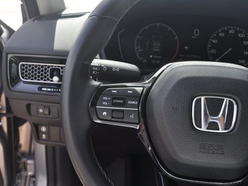 Certified 2023 Honda Civic EX image 19
