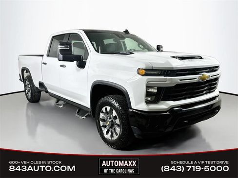 Used 2024 Chevrolet Silverado 2500 Custom RWD image 1