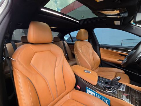 Used 2019 BMW 530e w/ M Sport Package RWD image 47