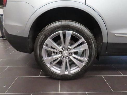 New 2026 Cadillac XT5 Premium Luxury image 16