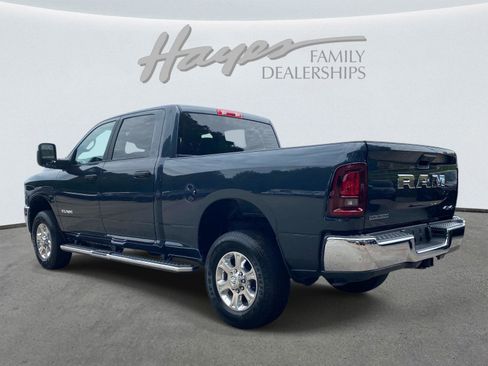 Used 2026 RAM 2500 Big Horn AWD/4WD image 8