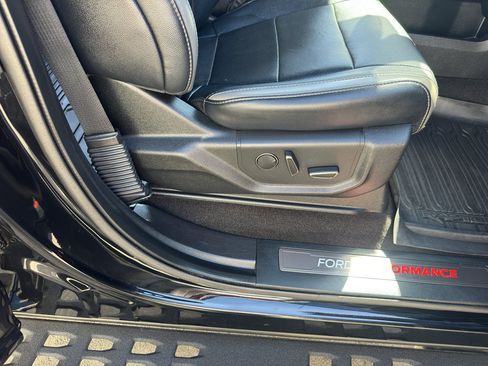 Used 2018 Ford F150 Raptor w/ Equipment Group 802A Luxury AWD/4WD image 30