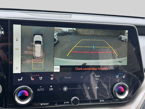 New 2026 Lexus TX 500h AWD image 30