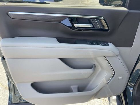 Certified 2025 Chevrolet Tahoe Z71 w/ Comfort Package image 18