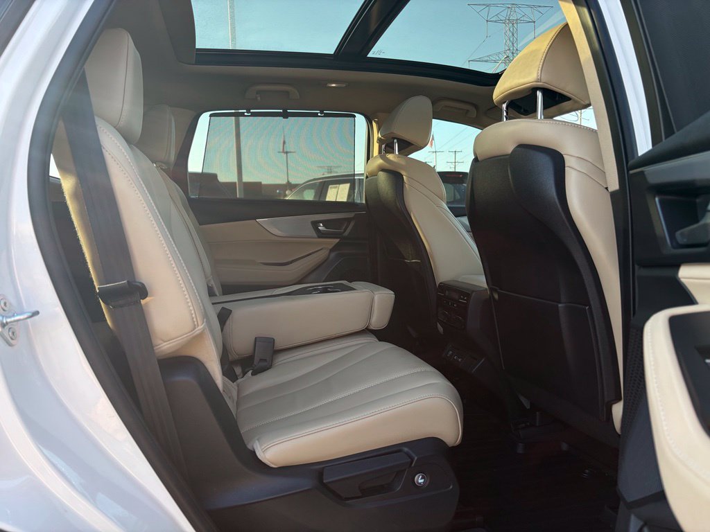 Certified 2023 Acura MDX w/ Technology Package AWD/4WD image 26