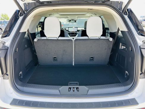 New 2026 Ford Explorer Platinum AWD/4WD image 37