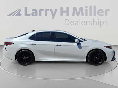 Used 2024 Toyota Camry XSE w/ Navigation Package FWD image 6