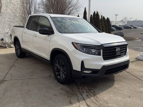 Certified 2023 Honda Ridgeline Sport image 7