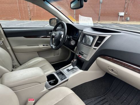 Used 2014 Subaru Legacy 2.5i Limited image 13