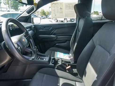 Used 2023 Chevrolet Colorado W/T image 18