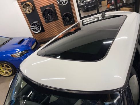 Used 2010 MINI Cooper Hardtop image 29