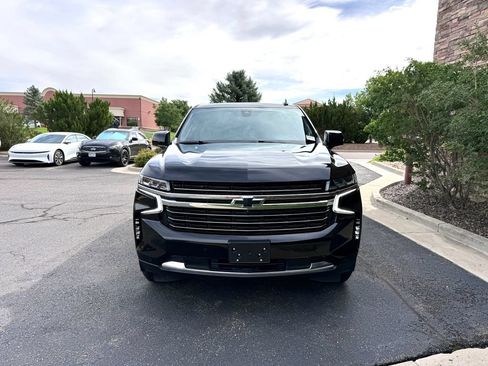 Used 2023 Chevrolet Tahoe LT w/ Luxury Package AWD/4WD image 3