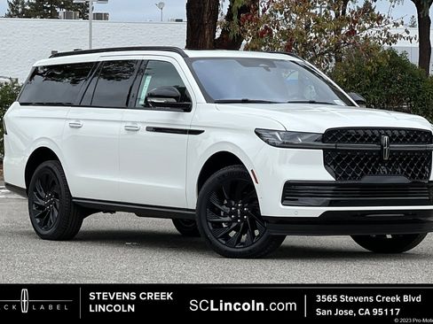 New 2025 Lincoln Navigator L Reserve w/ Jet Appearance Package image 1