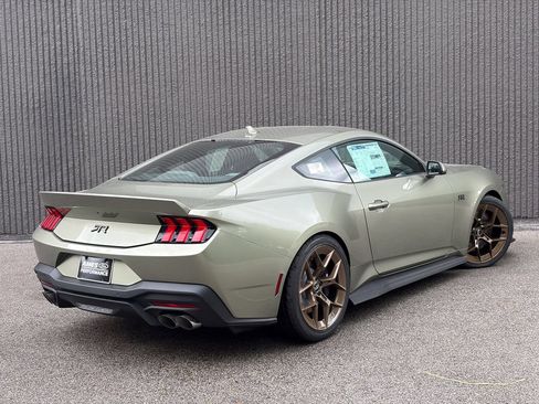 New 2026 Ford Mustang GT Premium w/ GT Performance Package RWD image 8
