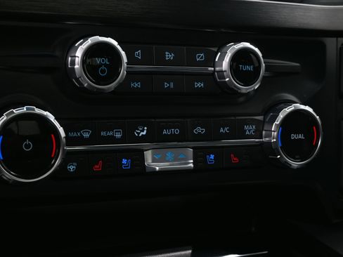 Used 2024 Ford F250 Lariat w/ Lariat Ultimate Package image 20