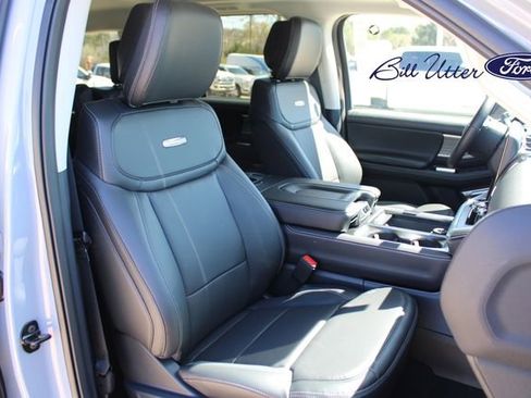 New 2026 Ford Expedition Platinum image 7