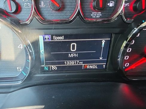 Used 2019 Chevrolet Silverado 3500 LT w/ LT Convenience Package AWD/4WD image 8