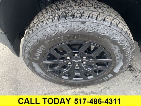 Certified 2023 Chevrolet Colorado Trail Boss w/ Technology Package image 32