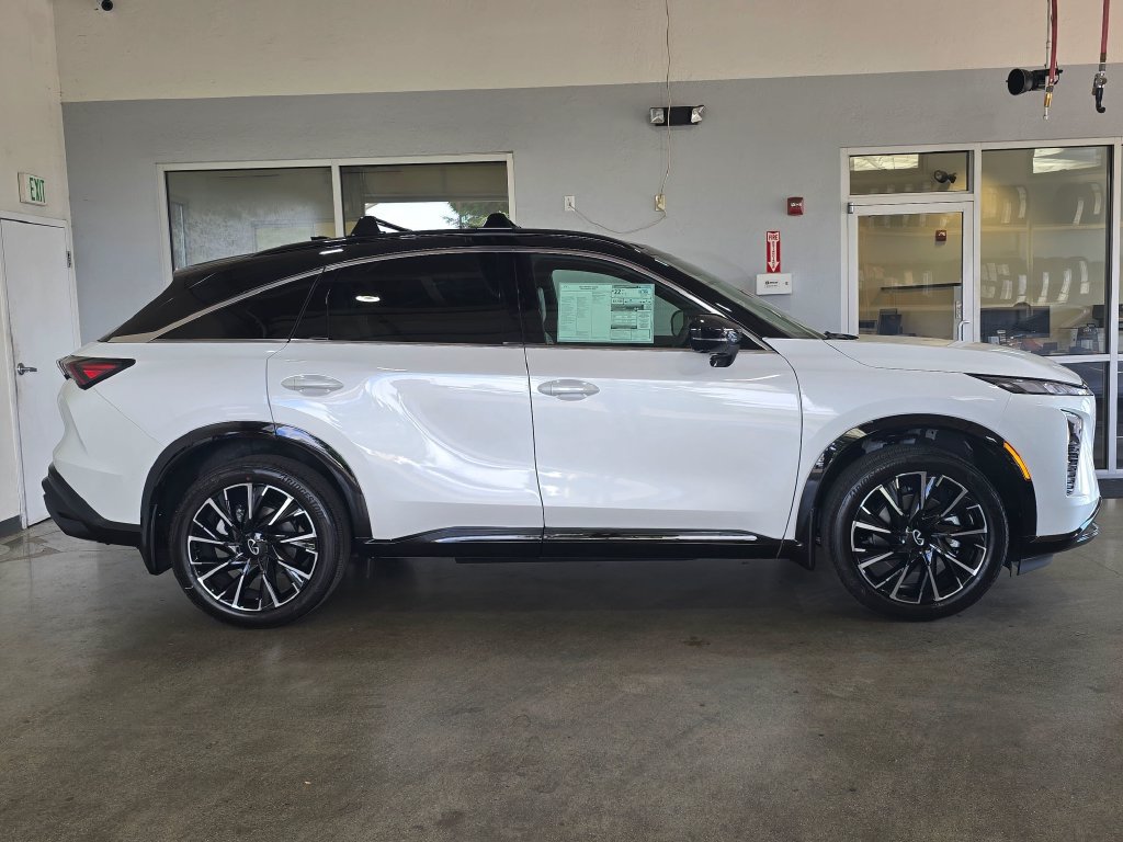 Certified 2027 INFINITI QX65 Autograph w/ Cargo Package AWD/4WD image 4