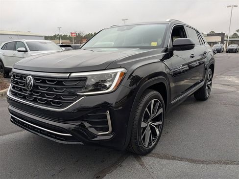 New 2026 Volkswagen Atlas Cross Sport SEL Premium R-Line image 9