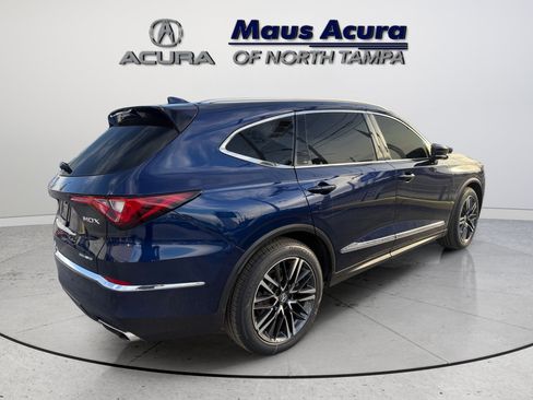 Used 2022 Acura MDX SH-AWD w/ Advance Package image 6