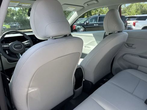 New 2025 Hyundai Kona SE FWD image 18