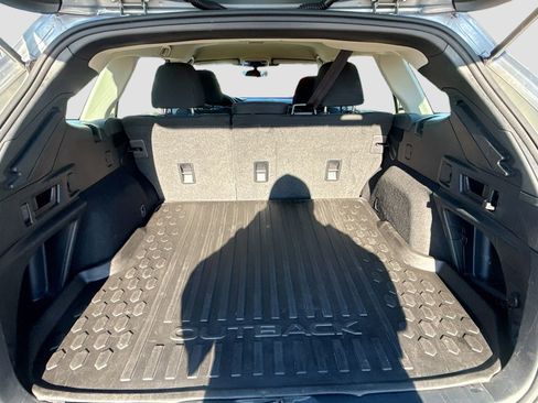 Used 2023 Subaru Outback 2.5i image 24