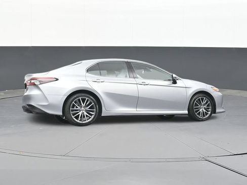Used 2024 Toyota Camry XLE FWD image 53
