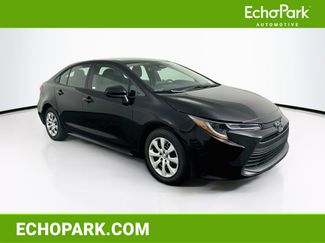 Used 2025 Toyota Corolla LE FWD video 1
