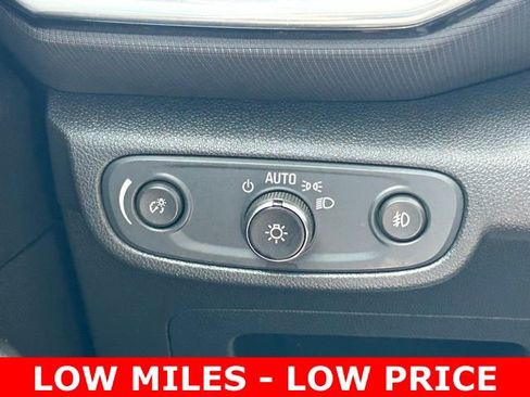 Used 2022 Chevrolet TrailBlazer LT w/ Convenience Package image 20