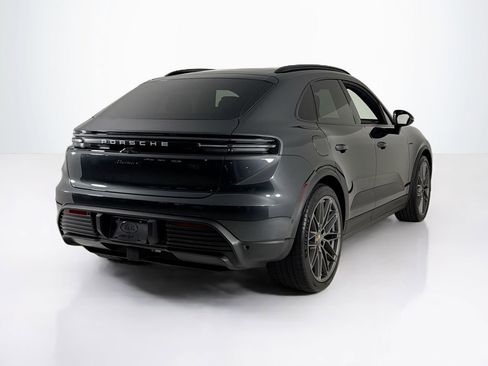 Used 2024 Porsche Macan 4 Electric AWD/4WD image 5