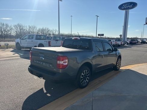 Used 2024 Ford Maverick Lariat w/ 4K Tow Package image 5