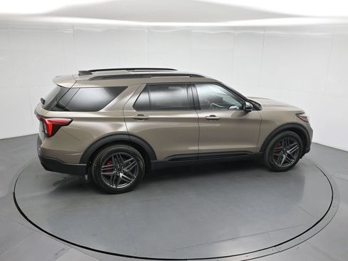 New 2026 Ford Explorer ST w/ Sun And Sound Package AWD/4WD image 36