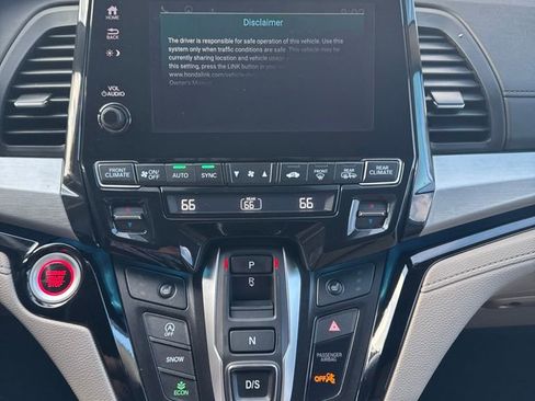 Used 2022 Honda Odyssey Touring image 9