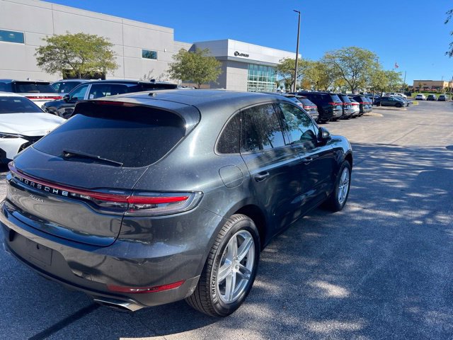 Used 2020 Porsche Macan w/ Premium Package Plus AWD/4WD image 3