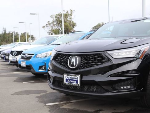 Certified 2025 Acura ADX AWD image 38