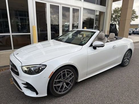 Used 2023 Mercedes-Benz E 450 Cabriolet image 11
