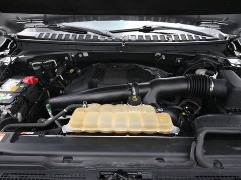 Used 2018 Ford Expedition Max XLT w/ Equipment Group 202A image 36