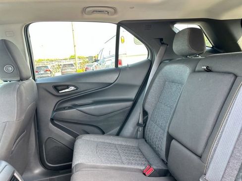 Used 2023 Chevrolet Equinox LT AWD/4WD image 19