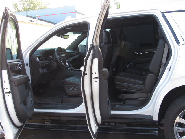 Used 2023 GMC Yukon Denali w/ Denali Reserve Package AWD/4WD image 13