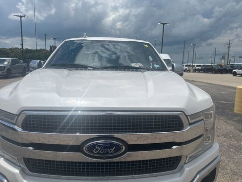 Used 2018 Ford F150 King Ranch w/ Equipment Group 601A Luxury AWD/4WD image 8