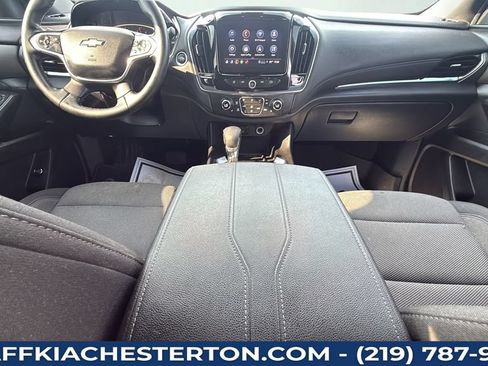 Used 2023 Chevrolet Traverse LT FWD image 29