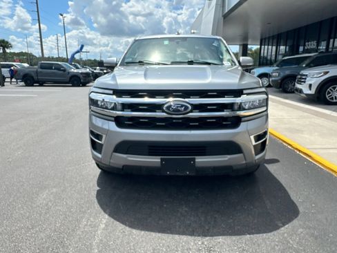 Used 2024 Ford Expedition Max Limited AWD/4WD image 8