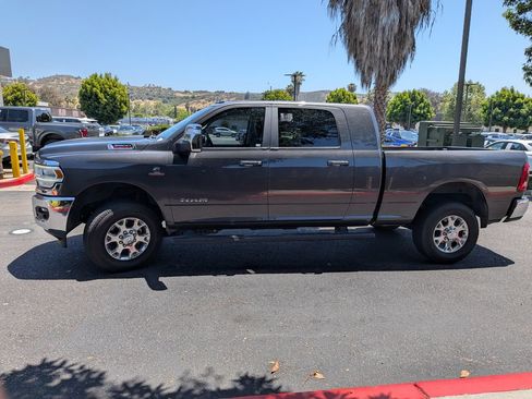 Used 2023 RAM 3500 Laramie AWD/4WD image 5