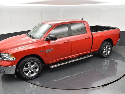 Used 2019 RAM 1500 Big Horn AWD/4WD image 32