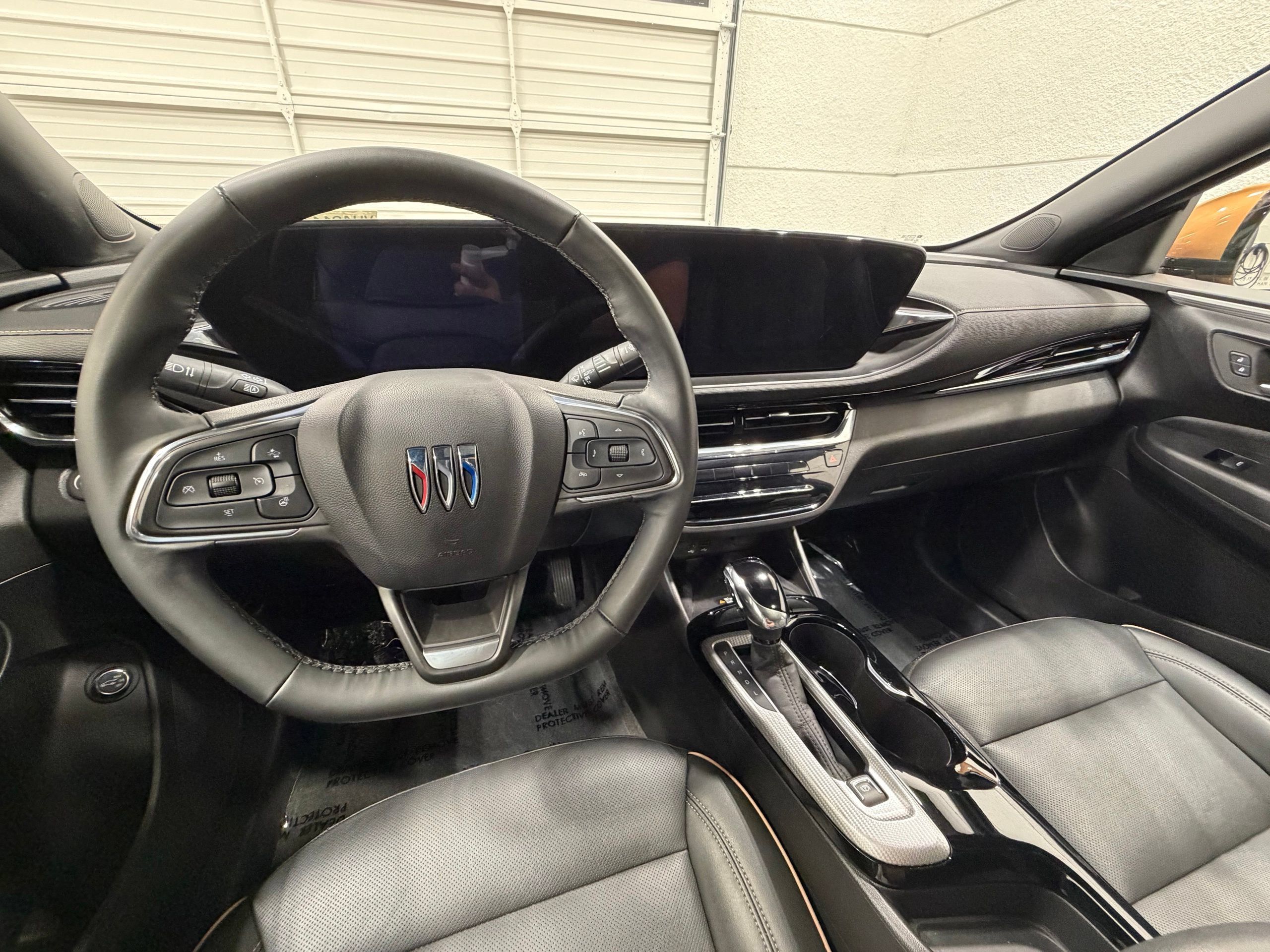 Used 2025 Buick Envista Avenir FWD image 39