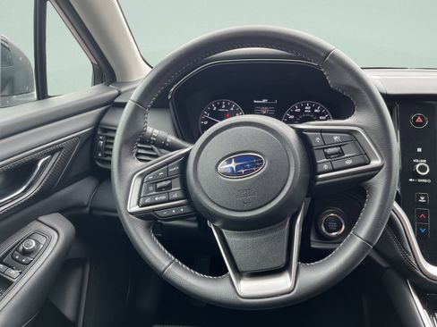 Used 2024 Subaru Outback Premium AWD/4WD image 28